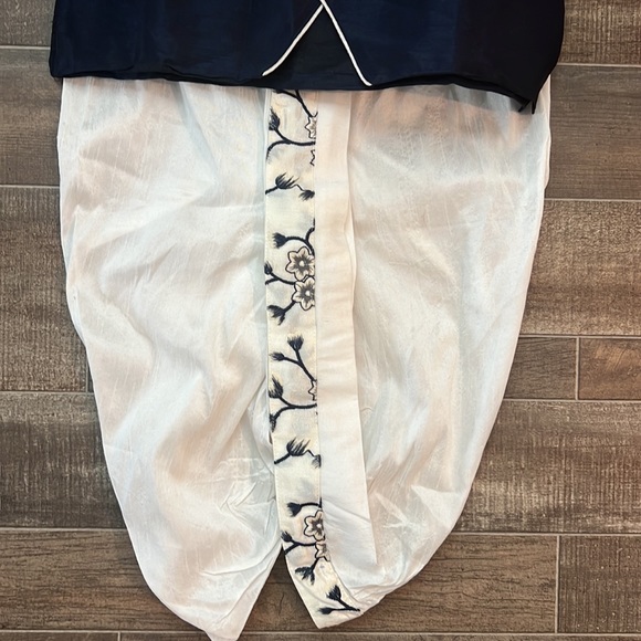 Indian Ethnic Asian 3 Piece Boy Kurta Pajama Waistcoat Floral Blue White SZ 4 - Picture 3 of 6